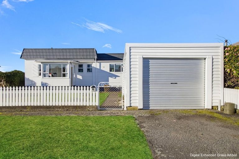 Photo of property in 16 Achilles Street, Stratford, 4332