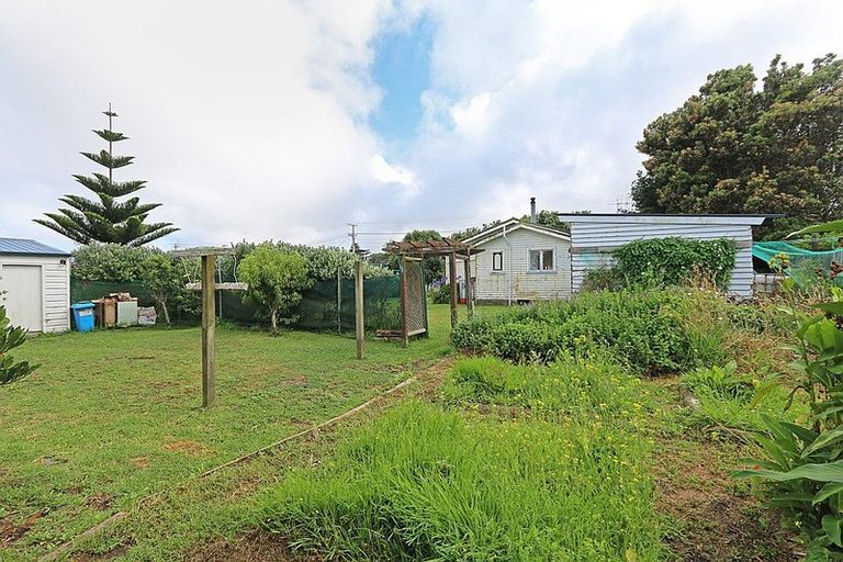 Photo of property in 64 Fox Street, Opunake, 4616