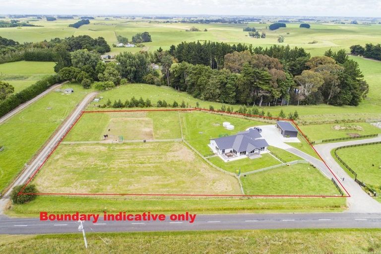 Photo of property in 275 Ngaio Road, Halcombe, Palmerston North, 4479