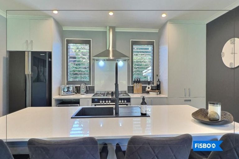 Photo of property in 11 Arabella Way, Waipukurau, 4200