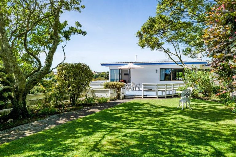 Photo of property in 10 Lawry Street, Moturoa, New Plymouth, 4310