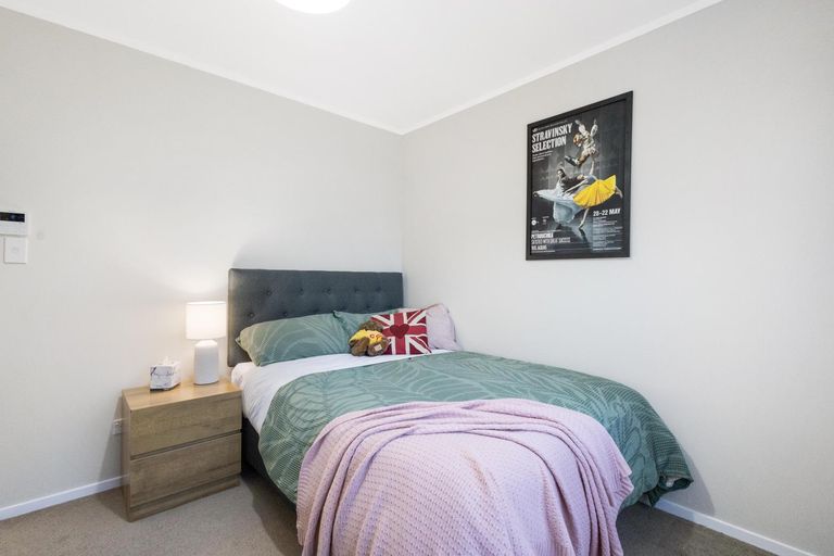 Photo of property in 61 Milton Street, Leamington, Cambridge, 3432