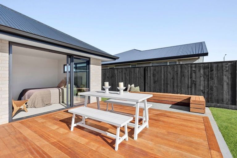 Photo of property in 14 Hauhake Terrace, Leamington, 3495