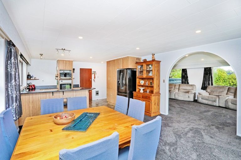 Photo of property in 82 Kildare View, Waikiwi, Invercargill, 9810