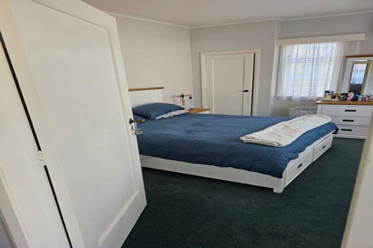 Photo of property in 125 Waiwhetu Road, Waterloo, Lower Hutt, 5011