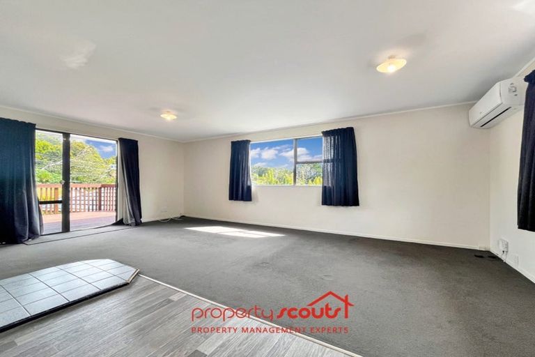 Photo of property in 25 Lilburn Crescent, Massey, Auckland, 0614