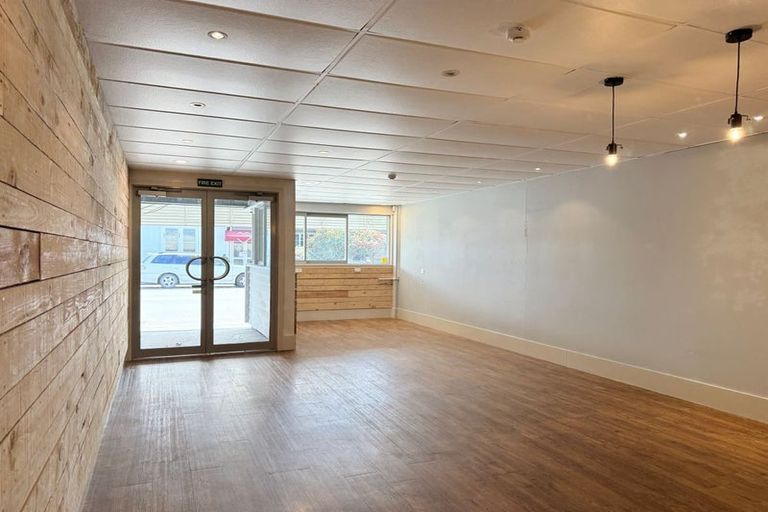 Photo of property in 401 High Street, Rangiora, 7400