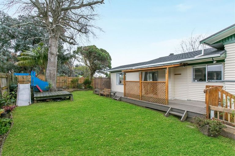 Photo of property in 1/8 Beldon Place, Pakuranga Heights, Auckland, 2010