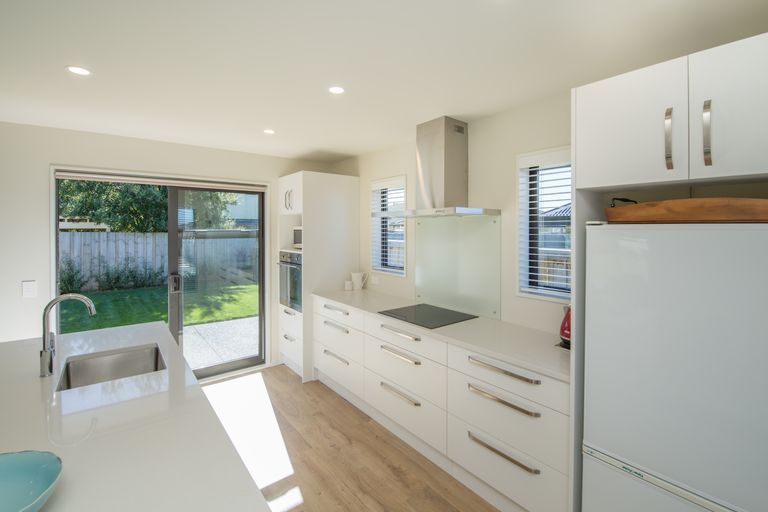 Photo of property in 12b Watkins Drive, Rangiora, 7400