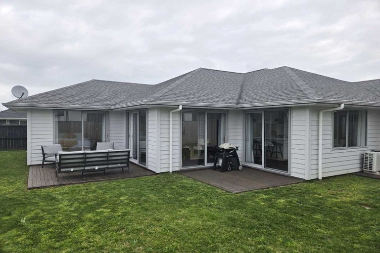 Photo of property in 6 Hehan Close, Cambridge, 3434