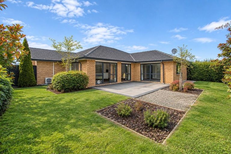 Photo of property in 27 Graycliffe Street, Halswell, Christchurch, 8025