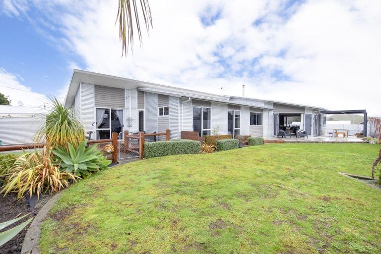 Photo of property in 444a Main North Road, Bay View, Napier, 4104