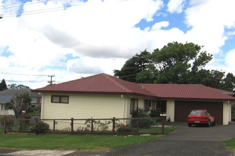 Photo of property in 39 Ryburn Road, Mount Wellington, Auckland, 1062