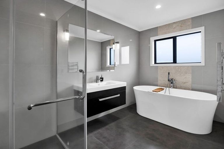 Photo of property in 22d Larlin Drive, Hawera, 4675