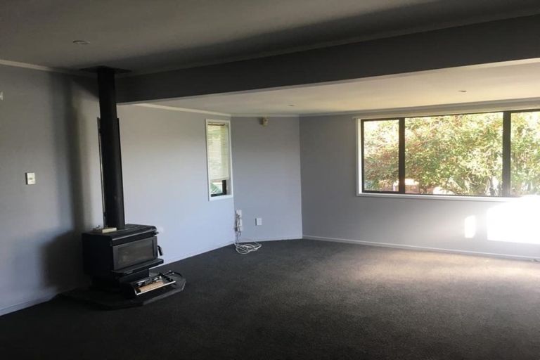 Photo of property in 2/18 Mander Place, Bucklands Beach, Auckland, 2012