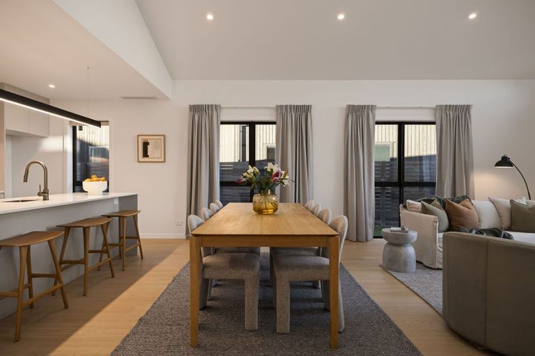 Photo of property in 1 Centurion Court, Jacks Point, 9371