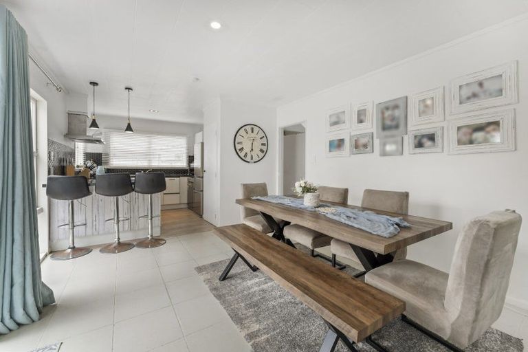 Photo of property in 3 Dennis Grove, Paraparaumu Beach, Paraparaumu, 5032