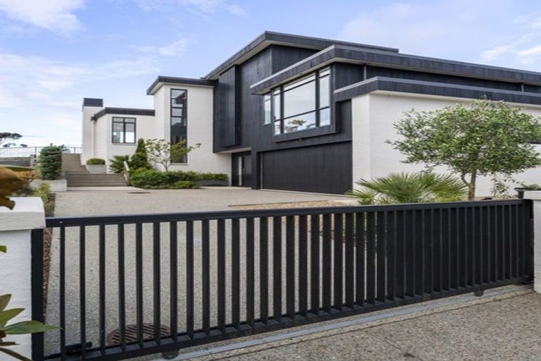 Photo of property in 14 Third Fairway Place, Albany, Auckland, 0632