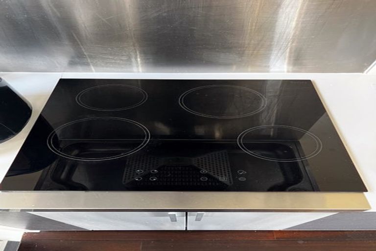 Photo of property in 131 Onetaunga Road, Chatswood, Auckland, 0626