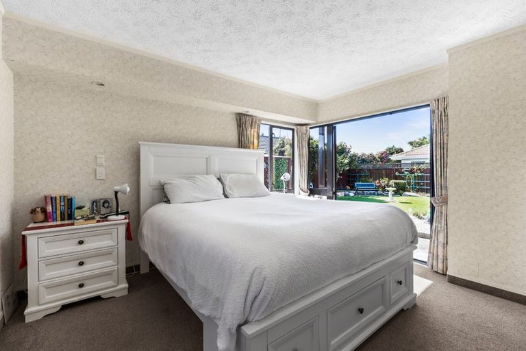 Photo of property in 1 Hyatt Grove, Greenmeadows, Napier, 4112