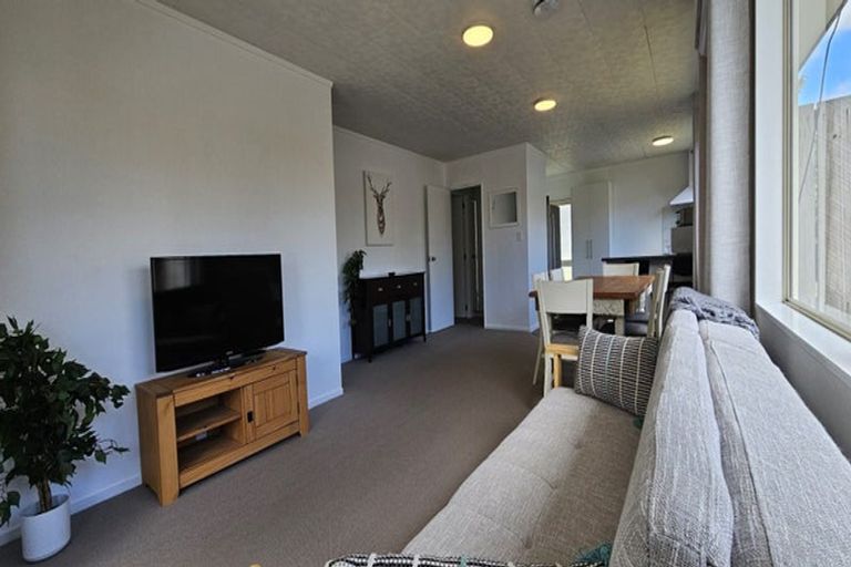 Photo of property in 17c Belray Place, Papamoa Beach, Papamoa, 3118