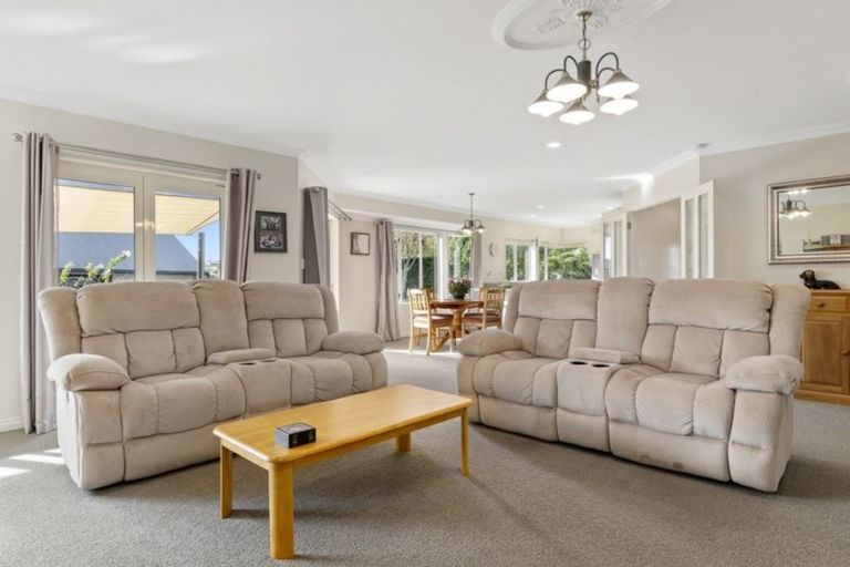 Photo of property in 28 Montana Drive, Pyes Pa, Tauranga, 3112