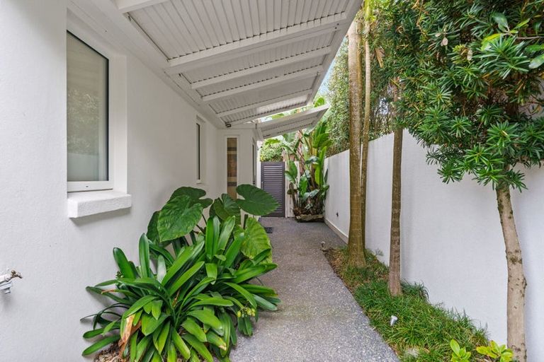 Photo of property in 15 The Strand, Takapuna, Auckland, 0622