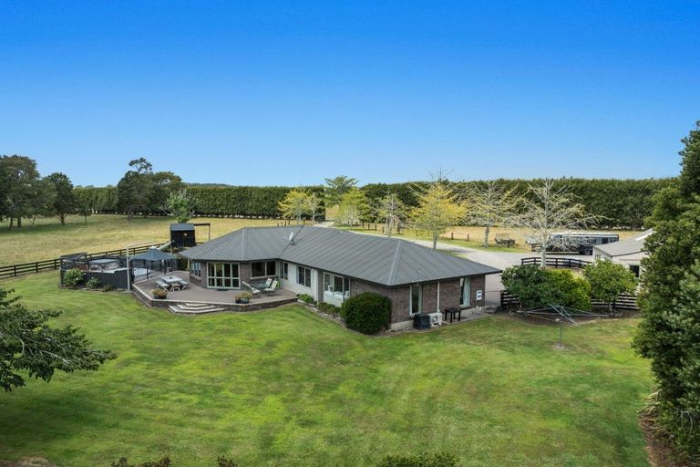 Photo of property in 27 Putiki Road, Edgecumbe, Whakatane, 3193