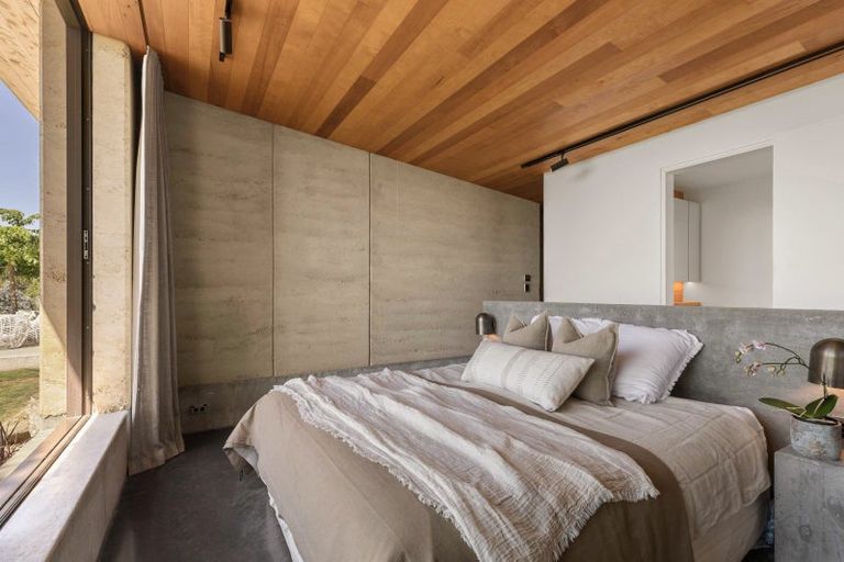 Photo of property in 633 Mount Barker Road, Wanaka, 9382