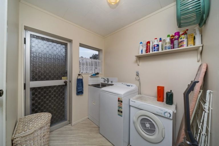 Photo of property in 1/10 Nursery Place, Westown, New Plymouth, 4310