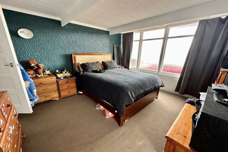 Photo of property in 12 Douglas Street, Hawera, 4610