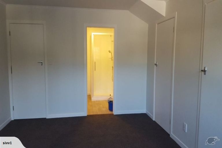 Photo of property in 16 Southern Cross Crescent, Island Bay, Wellington, 6023