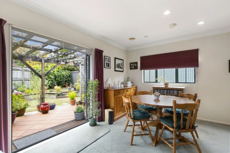 Photo of property in 2/5 Birch Street, Hutt Central, Lower Hutt, 5010