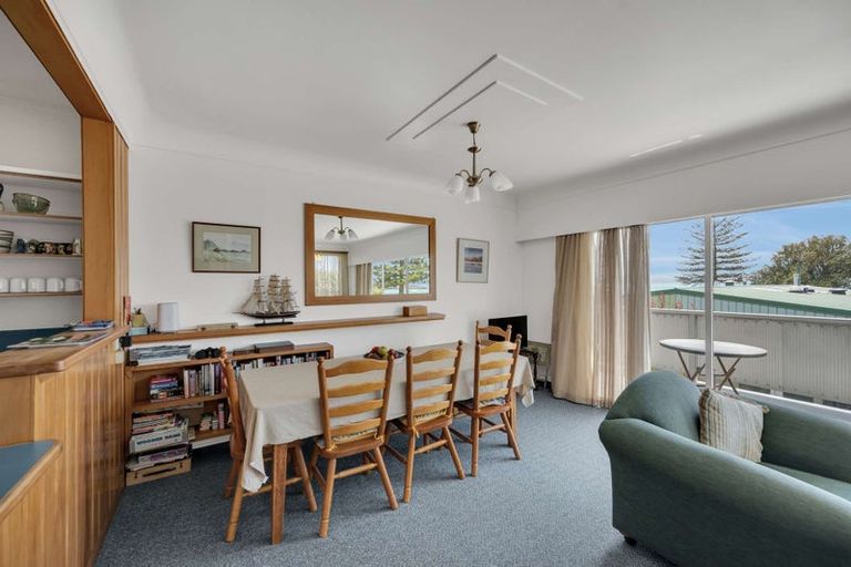 Photo of property in 9a Charles Street, Westshore, Napier, 4110