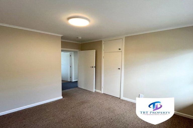 Photo of property in 2/291 Rangatira Road, Beach Haven, Auckland, 0626