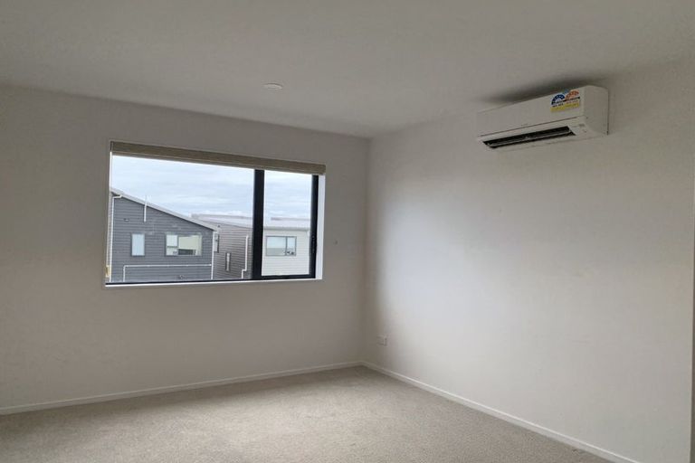 Photo of property in 49 Gecko Road, Hobsonville, Auckland, 0616