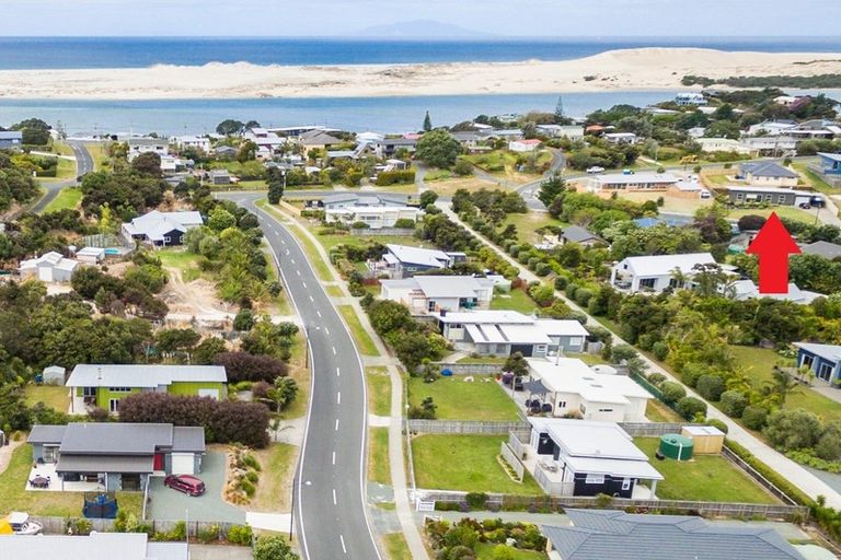 Photo of property in 53 Moir Point Road, Mangawhai Heads, Mangawhai, 0505