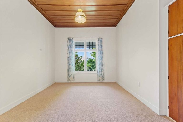 Photo of property in 119 Main Road, Governors Bay, Lyttelton, 8971