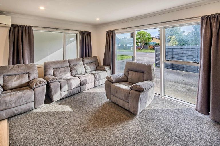 Photo of property in 88 Hillcrest Road, Raumati Beach, Paraparaumu, 5032