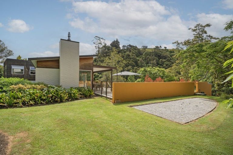 Photo of property in 14 Herbert Drive, Whangamata, 3620