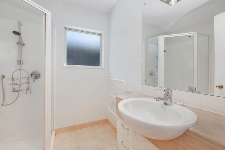 Photo of property in 9 Blue Heron Rise, Stanmore Bay, Whangaparaoa, 0932