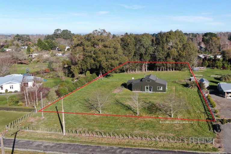Photo of property in 27 Buckland Street, Tikokino, Waipawa, 4273