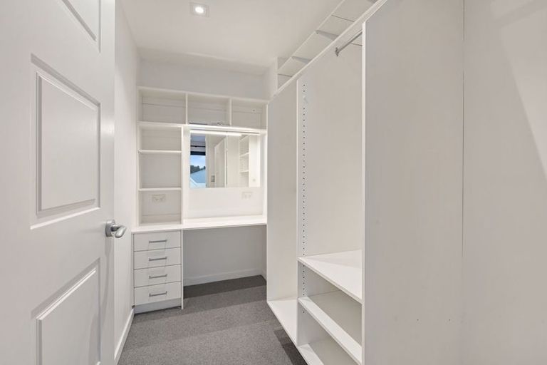 Photo of property in 214 Gladstone Road North, Mosgiel, 9024