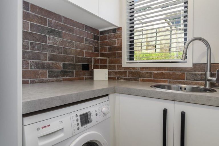 Photo of property in 33a Homestead Place, Welcome Bay, Tauranga, 3112