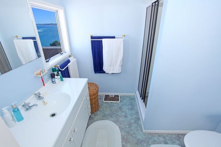 Photo of property in 7 Earles Place, Raglan, 3297