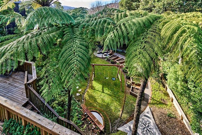 Photo of property in 42 Nottingham Street, Karori, Wellington, 6012