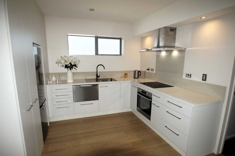 Photo of property in 3/22 Springfield Road, St Albans, Christchurch, 8014