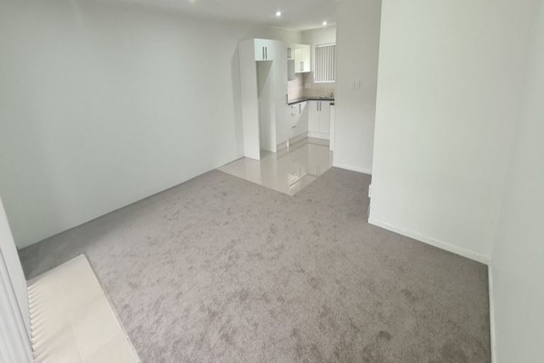 Photo of property in 2/81 Puhinui Road, Papatoetoe, Auckland, 2104