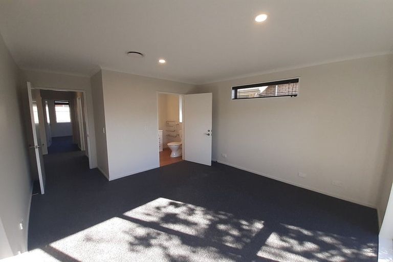 Photo of property in 120 Rolleston Drive, Rolleston, 7614