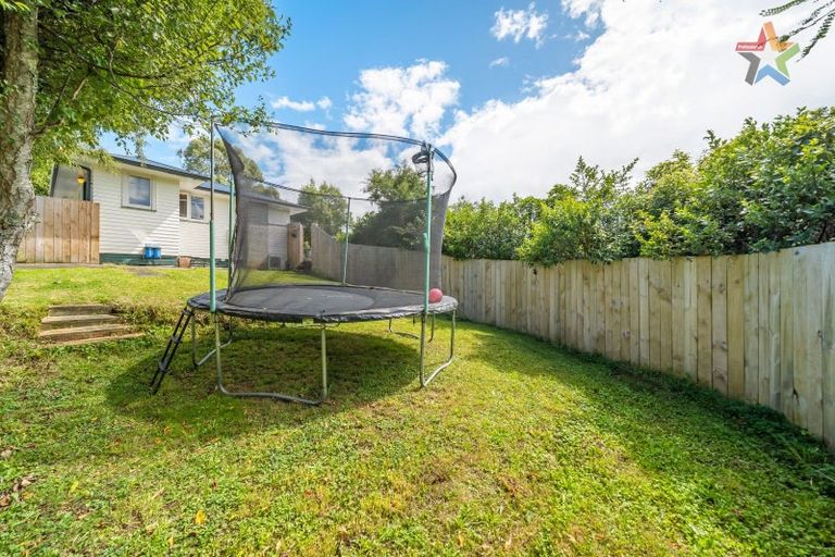 Photo of property in 32a Kopara Grove, Stokes Valley, Lower Hutt, 5019